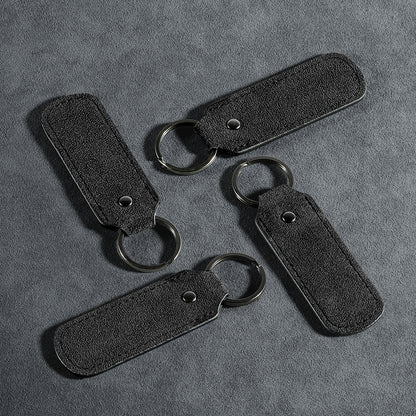 Brelok Alcantara